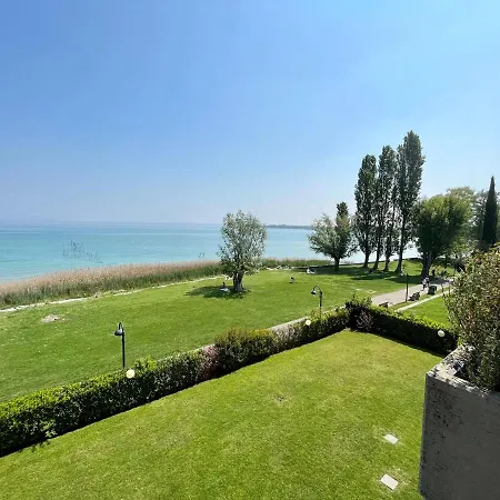 Virgilio Lägenhetshotell Sirmione