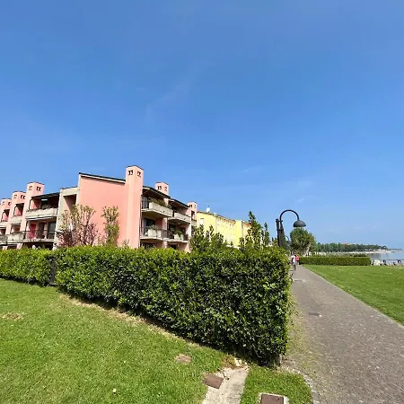 Virgilio Lägenhetshotell Sirmione